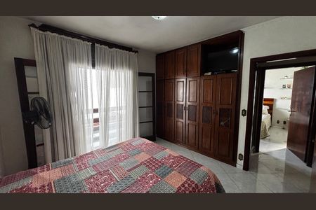 Casa para alugar com 580m², 4 quartos e 30 vagas Casa para alugar com 580m², 4 quartos e 30 vagasSuite 1