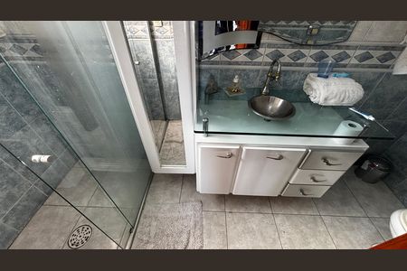 Banheiro da Suíte 2 de casa para alugar com 4 quartos, 580m² em Vila Homero Thon, Santo André