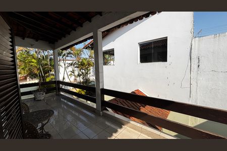 Casa para alugar com 580m², 4 quartos e 30 vagas Casa para alugar com 580m², 4 quartos e 30 vagasVaranda da Suíte 2