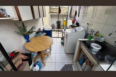 Casa para alugar com 580m², 4 quartos e 30 vagas Casa para alugar com 580m², 4 quartos e 30 vagasÁrea de Serviço