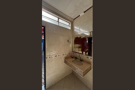 Casa para alugar com 580m², 4 quartos e 30 vagas Casa para alugar com 580m², 4 quartos e 30 vagasLavabo 2