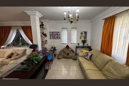 Sala de casa para alugar com 4 quartos, 580m² em Vila Homero Thon, Santo André