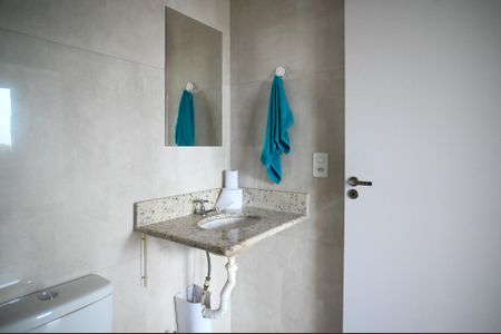Banheiro de apartamento para alugar com 2 quartos, 43m² em Jardim Maria Estela, São Paulo