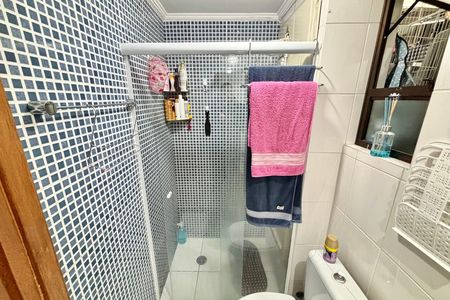 Apartamento à venda com 55m², 3 quartos e 1 vaga Apartamento à venda com 55m², 3 quartos e 1 vagaBanheiro