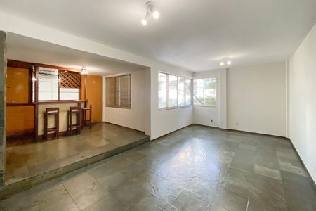 Apartamento à venda com 3 quartos, 127m² em Cruzeiro, Belo Horizonte