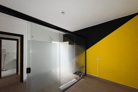 Casa para alugar com 200m², 3 quartos e 3 vagas Casa para alugar com 200m², 3 quartos e 3 vagasEscritório