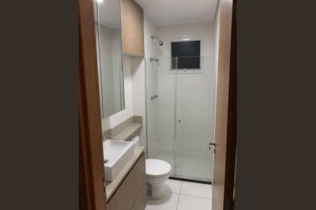 Banheiro de apartamento para alugar com 2 quartos, 59m² em Centro, Nova Iguaçu