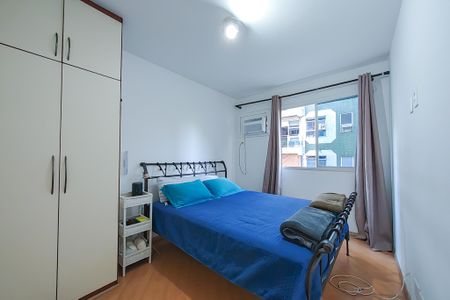 Apartamento à venda com 96m², 2 quartos e 1 vaga Apartamento à venda com 96m², 2 quartos e 1 vagaSuite
