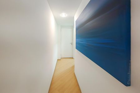 Apartamento à venda com 96m², 2 quartos e 1 vaga Apartamento à venda com 96m², 2 quartos e 1 vagaCorredor