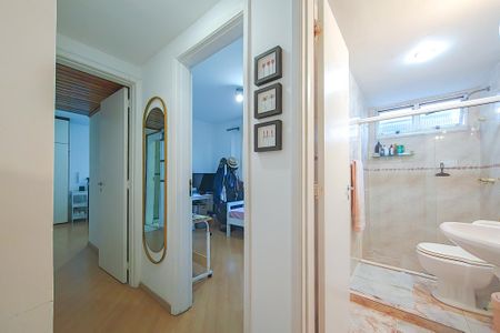 Apartamento à venda com 96m², 2 quartos e 1 vaga Apartamento à venda com 96m², 2 quartos e 1 vagaCorredor
