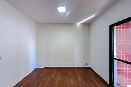 Apartamento para alugar com 150m², 3 quartos e 2 vagas Apartamento para alugar com 150m², 3 quartos e 2 vagasSala