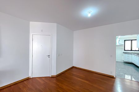 Apartamento para alugar com 150m², 3 quartos e 2 vagas Apartamento para alugar com 150m², 3 quartos e 2 vagasSala