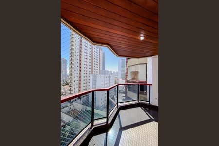 Apartamento para alugar com 150m², 3 quartos e 2 vagas Apartamento para alugar com 150m², 3 quartos e 2 vagasVaranda da Sala
