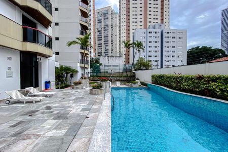 Apartamento para alugar com 150m², 3 quartos e 2 vagas Apartamento para alugar com 150m², 3 quartos e 2 vagasÁrea comum - Piscina