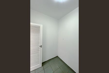 Apartamento para alugar com 150m², 3 quartos e 2 vagas Apartamento para alugar com 150m², 3 quartos e 2 vagasQuarto de Serviço