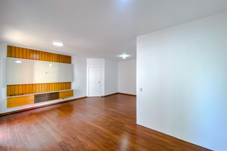 Apartamento para alugar com 150m², 3 quartos e 2 vagas Apartamento para alugar com 150m², 3 quartos e 2 vagasSala
