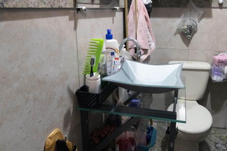 Casa à venda com 300m², 3 quartos e 2 vagas Casa à venda com 300m², 3 quartos e 2 vagasBanheiro do Quarto 2