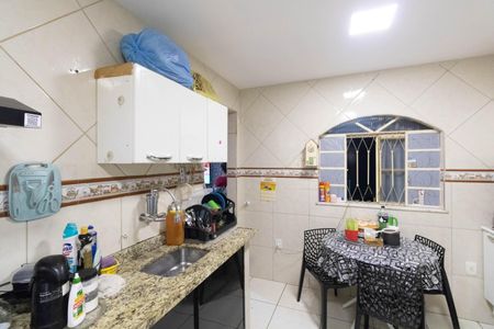 Casa à venda com 300m², 3 quartos e 2 vagas Casa à venda com 300m², 3 quartos e 2 vagasCozinha 2