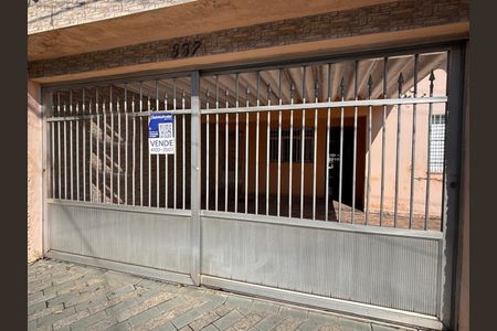 Casa à venda com 151m², 2 quartos e 2 vagasFachada