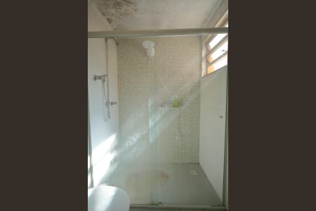Casa à venda com 151m², 2 quartos e 2 vagasBanheiro 