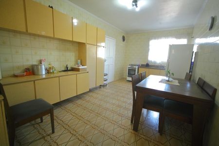 Cozinha  de casa à venda com 2 quartos, 151m² em Jardim Calux, São Bernardo do Campo