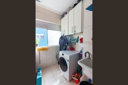 Apartamento à venda com 64m², 2 quartos e 1 vaga Apartamento à venda com 64m², 2 quartos e 1 vagaÁrea de Serviço