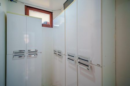 Cozinha de casa à venda com 4 quartos, 350m² em Cidade São Francisco, São Paulo