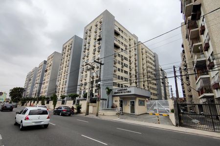 Fachada do condomínio de apartamento para alugar com 2 quartos, 71m² em Brasilândia, São Gonçalo