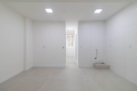 Apartamento à venda com 47m², 2 quartos e sem vaga Apartamento à venda com 47m², 2 quartos e sem vagaSala/Cozinha