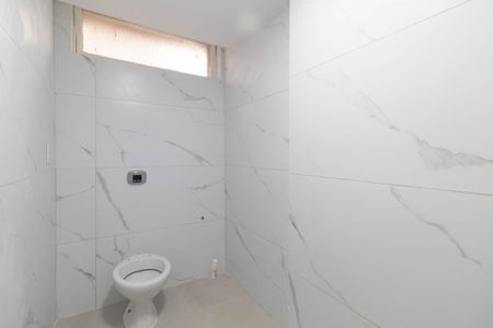 Apartamento à venda com 47m², 2 quartos e sem vaga Apartamento à venda com 47m², 2 quartos e sem vagaBanheiro