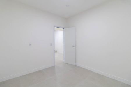 Quarto 1 de apartamento à venda com 2 quartos, 47m² em Centro Histórico, Porto Alegre