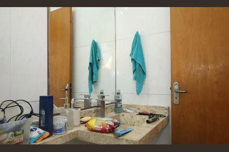 Casa à venda com 140m², 3 quartos e 2 vagas