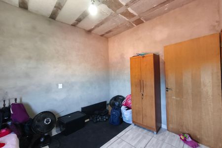 Casa à venda com 250m², 3 quartos e 3 vagas Casa à venda com 250m², 3 quartos e 3 vagasQuarto 4