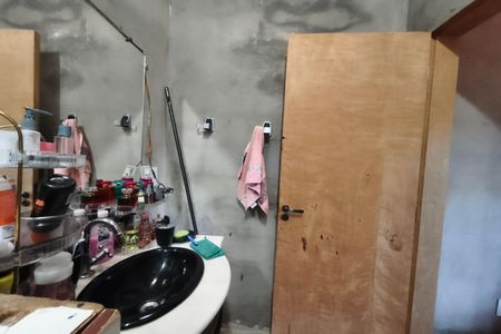 Casa à venda com 250m², 3 quartos e 3 vagas Casa à venda com 250m², 3 quartos e 3 vagasBanheiro