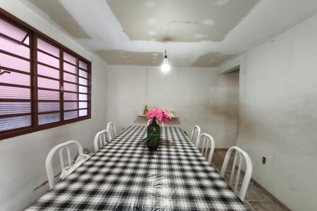 Casa à venda com 250m², 3 quartos e 3 vagas Casa à venda com 250m², 3 quartos e 3 vagasSala de Jantar