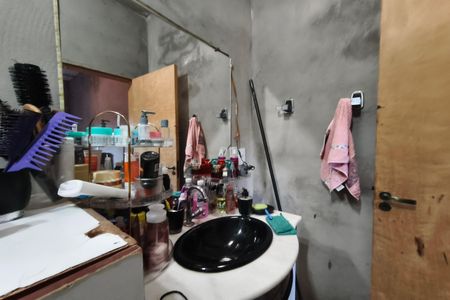 Casa à venda com 250m², 3 quartos e 3 vagas Casa à venda com 250m², 3 quartos e 3 vagasBanheiro