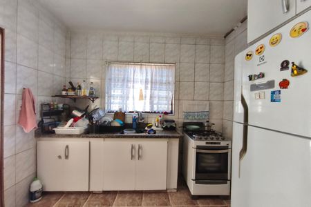 Casa à venda com 250m², 3 quartos e 3 vagas Casa à venda com 250m², 3 quartos e 3 vagasCozinha