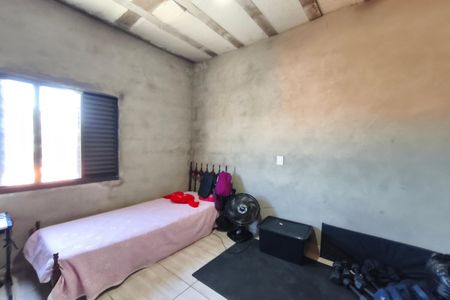 Casa à venda com 250m², 3 quartos e 3 vagas Casa à venda com 250m², 3 quartos e 3 vagasQuarto 4