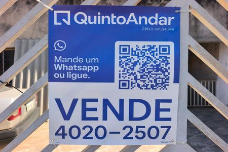 Casa à venda com 250m², 3 quartos e 3 vagas Casa à venda com 250m², 3 quartos e 3 vagasPLACA INSTALADA NA FACHADA