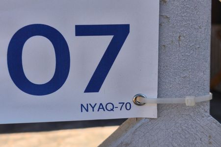 Casa à venda com 250m², 3 quartos e 3 vagas Casa à venda com 250m², 3 quartos e 3 vagasPLACA INSTALADA NA FACHADA NYAQ - 70