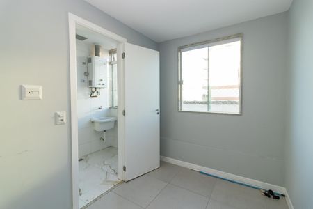 Apartamento para alugar com 93m², 4 quartos e 1 vagaQuarto de Serviço