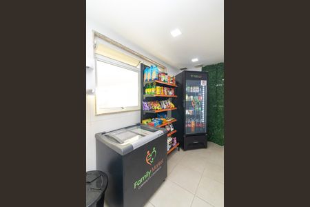 Apartamento para alugar com 93m², 4 quartos e 1 vagaMinimercado