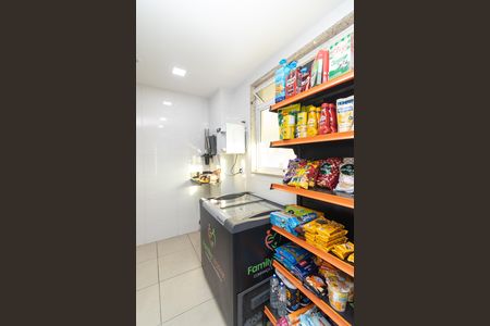 Apartamento para alugar com 93m², 4 quartos e 1 vagaMinimercado