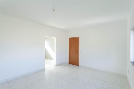 Sala de apartamento à venda com 2 quartos, 73m² em Nacional, Contagem