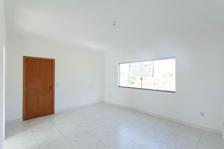 Sala de apartamento à venda com 2 quartos, 73m² em Nacional, Contagem