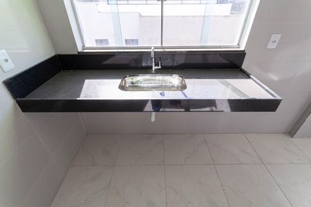 Apartamento à venda com 73m², 2 quartos e 2 vagas Apartamento à venda com 73m², 2 quartos e 2 vagasCozinha e Área de Serviço