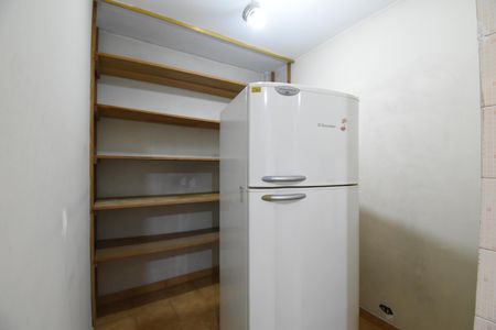 Despensa de apartamento para alugar com 3 quartos, 114m² em Bacacheri, Curitiba