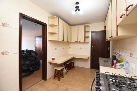 Cozinha de apartamento para alugar com 3 quartos, 114m² em Bacacheri, Curitiba