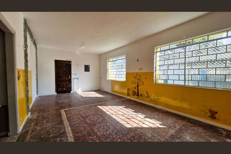 Casa à venda com 1 quarto, 216m² em Campo Grande, São Paulo