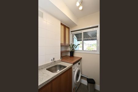 Área de Serviço de apartamento para alugar com 1 quarto, 90m² em Morumbi, São Paulo